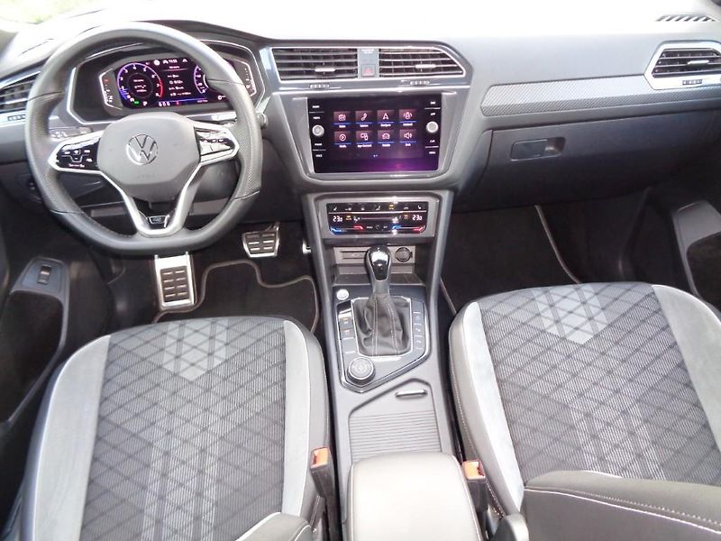 Volkswagen Tiguan 2.0 TSI 7DSG 4x4 R-LINE  140 k - fotka 12 z 30