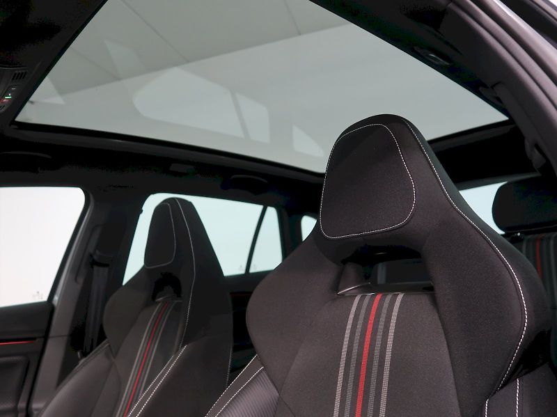 Škoda Scala (2025) MONTE CARLO 1.5TSI 110KW DSG Z - fotka 15 z 40