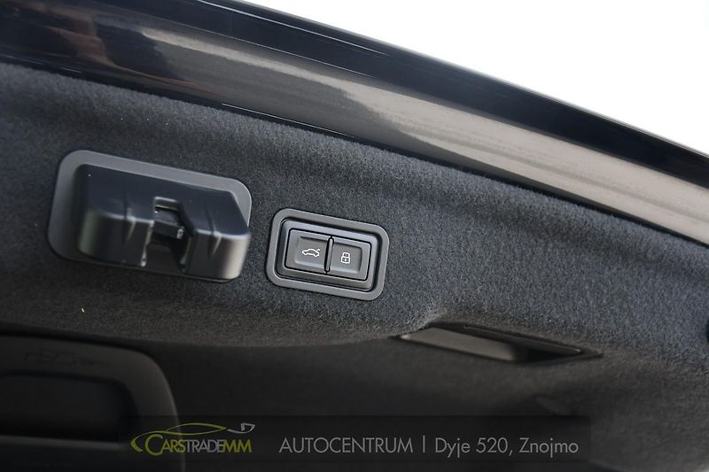 Audi A8 4.2TDi SOFT CLOSE - fotka 41 z 47