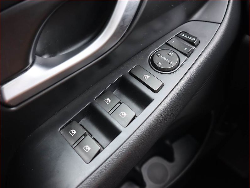 Hyundai i30 (2018) 1.4 T-GDI, Serv.kniha, Navi - fotka 13 z 22