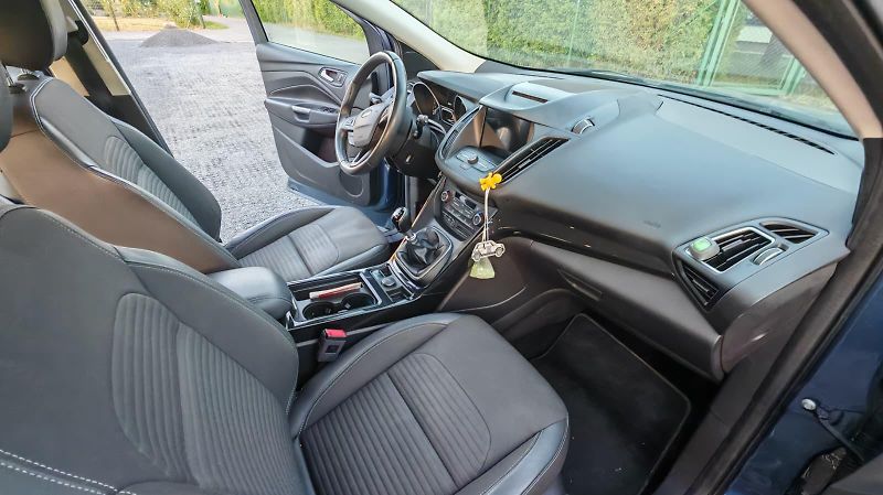 Ford Kuga (2018) 2 Titanium 1,5 EcoBoost, DPH - fotka 6 z 15