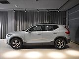 Volvo XC40 2,0 B3 Plus Dark Bezklíč - náhled 1
