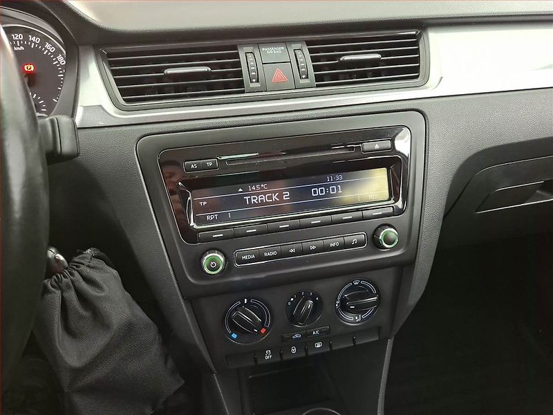 Škoda Rapid (2014) 1.6 TDI - fotka 12 z 16