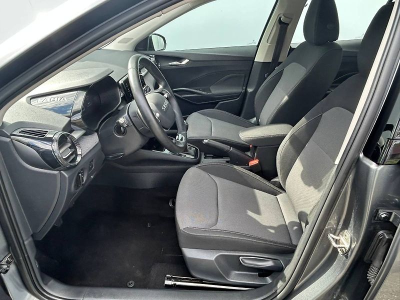 Škoda Fabia (2025) 1.0 TSI 70kw LED manuál - fotka 9 z 27