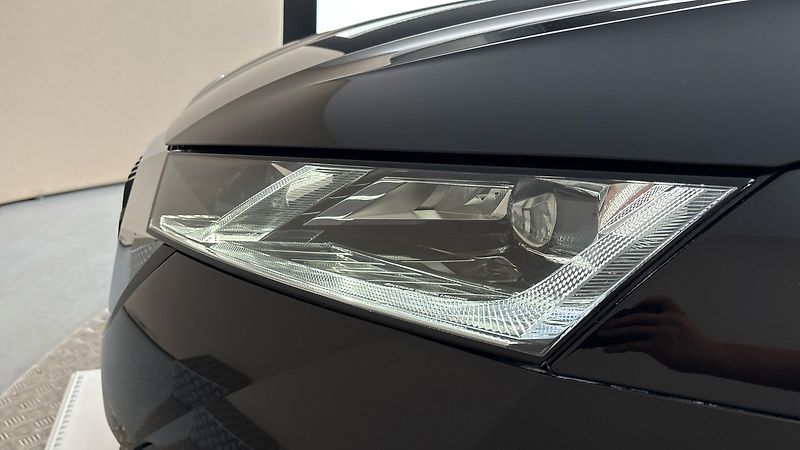 Škoda Octavia 1.5 TSI Style Combi - fotka 18 z 26