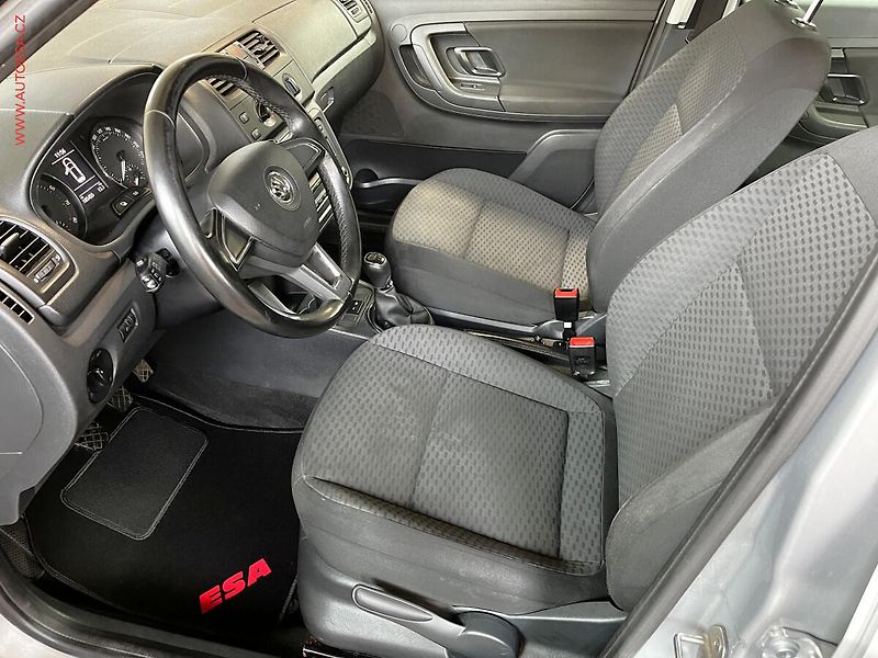 Škoda Fabia (2014) 1.2 TSi, ČR, AC, temp, STK3 - fotka 9 z 13