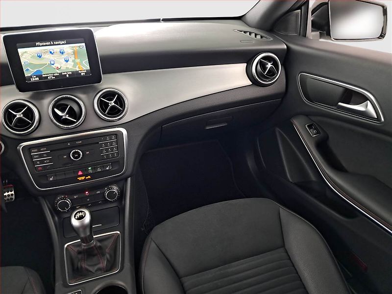 Mercedes-Benz CLA (2015) 180, Kůže, Navi, Bi-Xenony - fotka 8 z 18