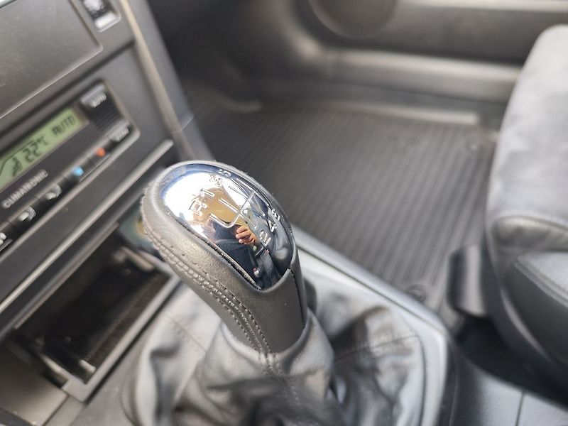 Škoda Superb 2.0 TDI/103kW Comfort - fotka 17 z 24