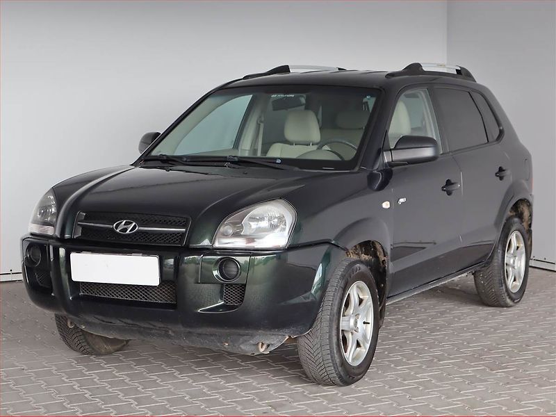 Hyundai Tucson (2005) 2.0 i, 4X4, nová STK - fotka 2 z 14