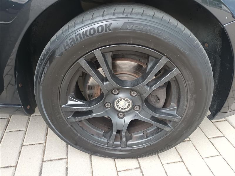 Volkswagen Golf 1,6 MPI,75KW,VÝHŘEV,DIGIKLIMA - fotka 24 z 39