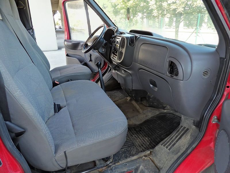 Ford Transit 2.0TDdi 73kW 300s Tažné - fotka 9 z 24
