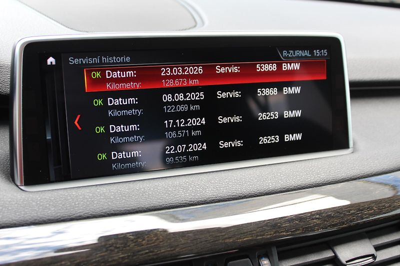 BMW X5 xDrive30d - fotka 23 z 30