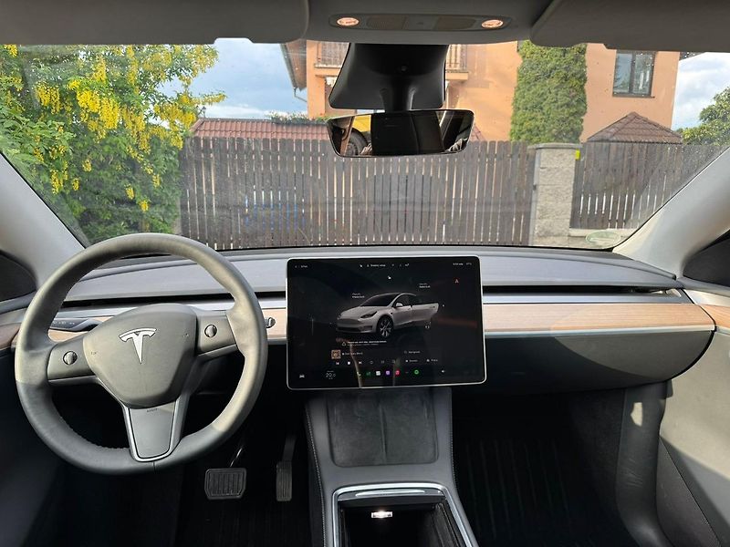 Tesla Model Y PODĚBRADY LR DM   91% - fotka 10 z 44