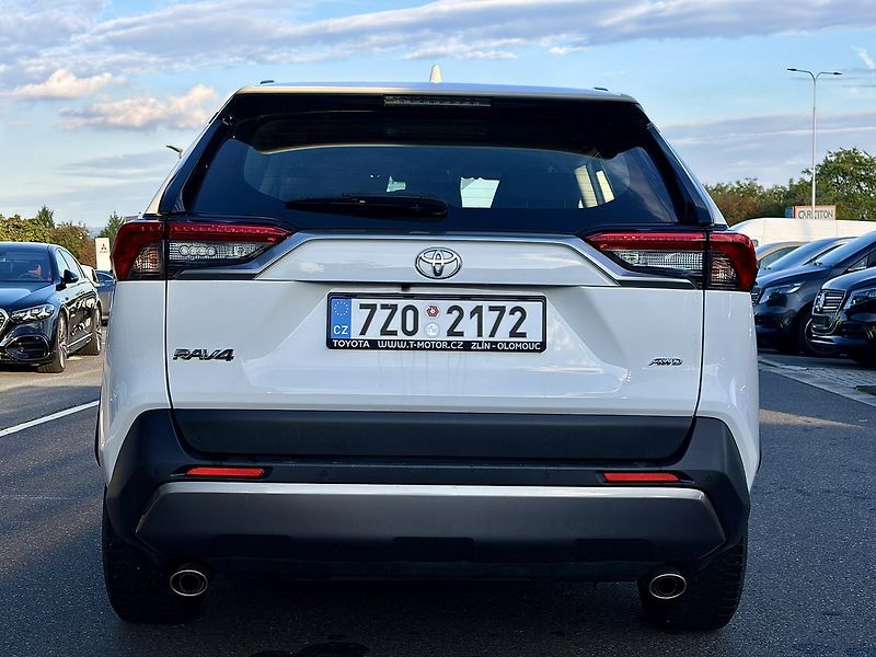 Toyota RAV4 2,0 AWD Comfort - fotka 6 z 27