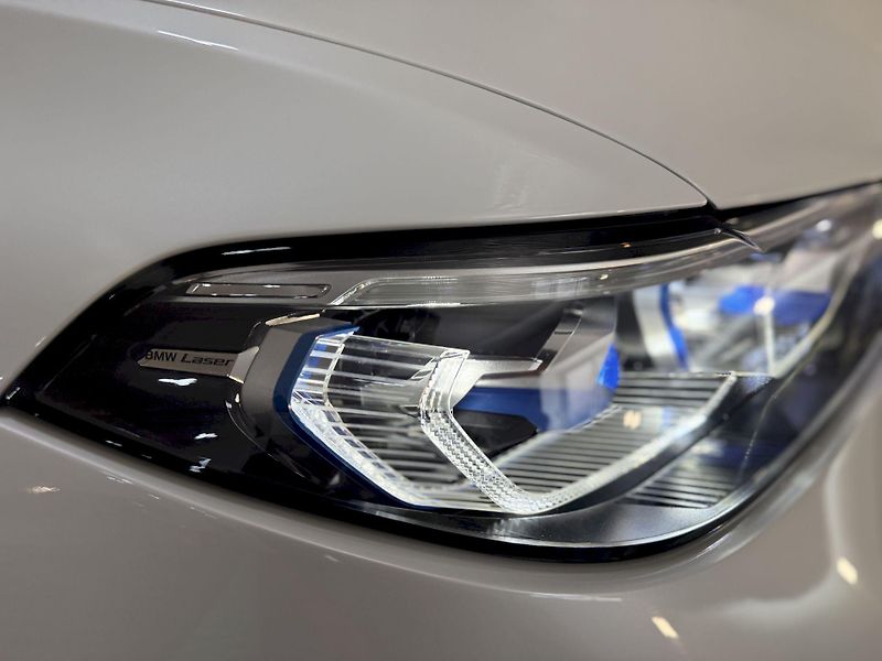 BMW X7 xDrive30d M-Sport Laser FULL - fotka 12 z 53