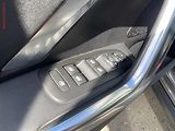Peugeot 2008 (2018) 1.2PT, Crossway, AT, panor - náhled 13