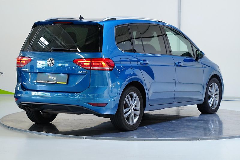 Volkswagen Touran - fotka 2 z 29
