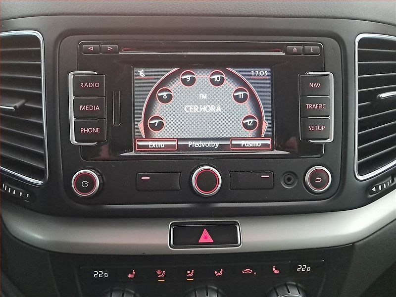 Seat Alhambra (2013) 2.0 TDI, Automat, Navi, Xenony - fotka 12 z 16