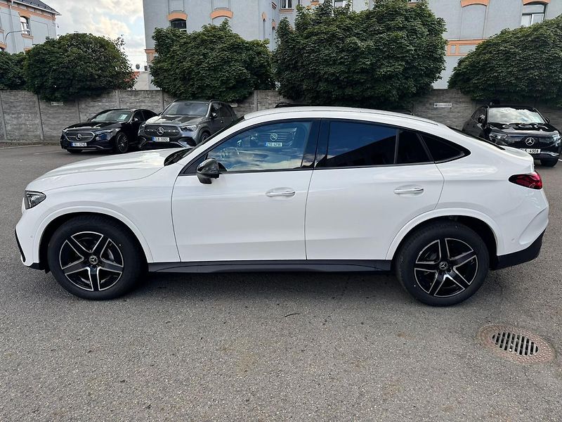 Mercedes-Benz GLC (2025) 220 d 4MATIC kupé - fotka 4 z 36