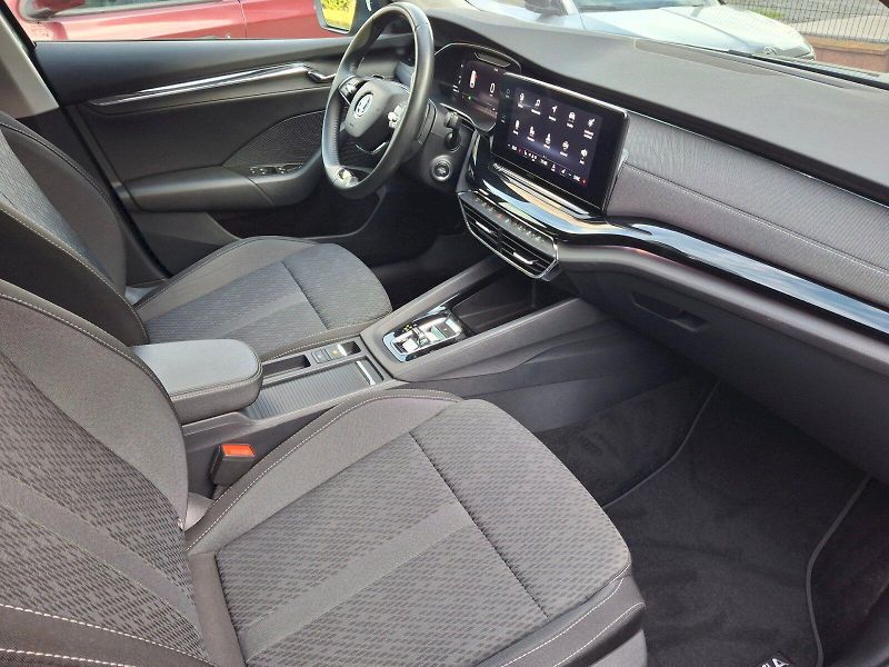 Škoda Octavia (2021) Combi Stale Plus DSG 4x4 2,0TD - fotka 13 z 35