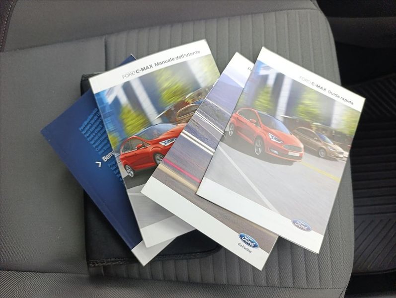 Ford C-MAX 1,5 TDCi Kamera Navi Tempomat - fotka 34 z 34
