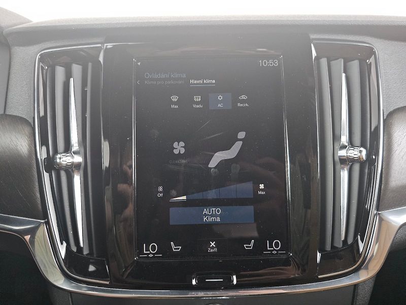 Volvo V90 (2020) Cross Country D5 173kW MOMENTU - fotka 15 z 33