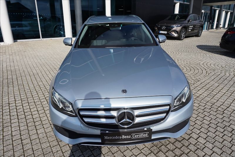 Mercedes-Benz Třídy E 2,0 E 220d 4M kombi - fotka 2 z 16