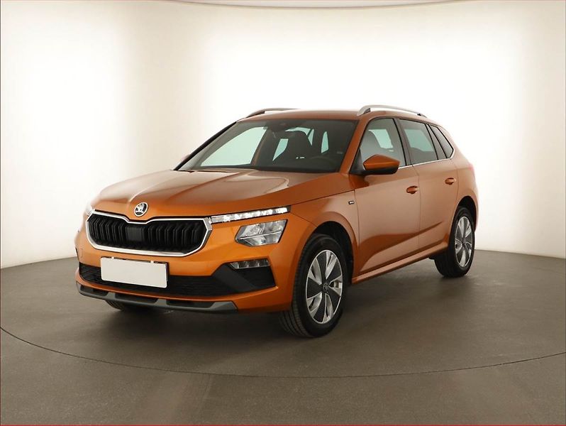 Škoda Kamiq (2025) 1.0 TSI, Drive, FullLed - fotka 2 z 14