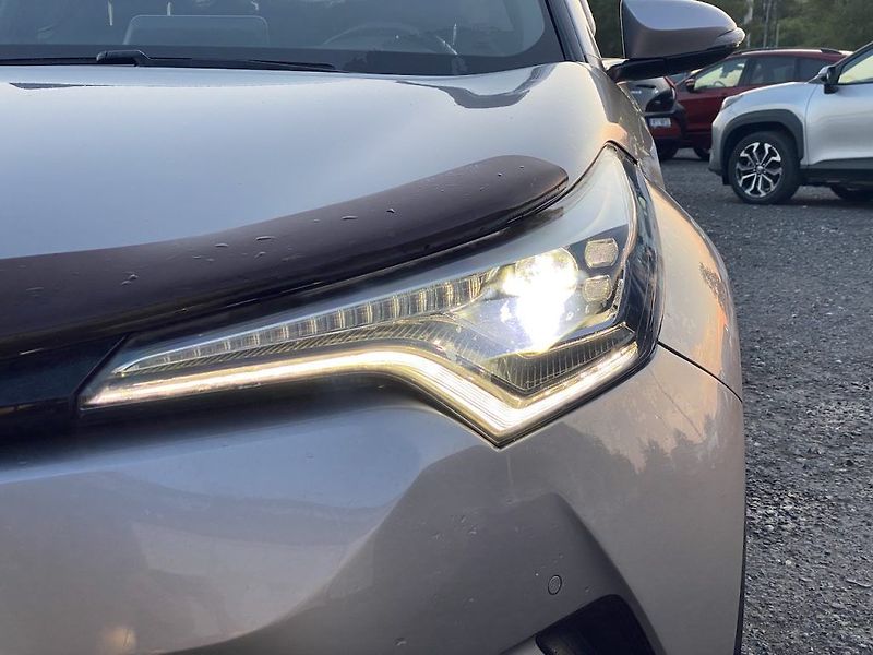 Toyota C-HR 1.2iT, ČR, Executive LED - fotka 8 z 17