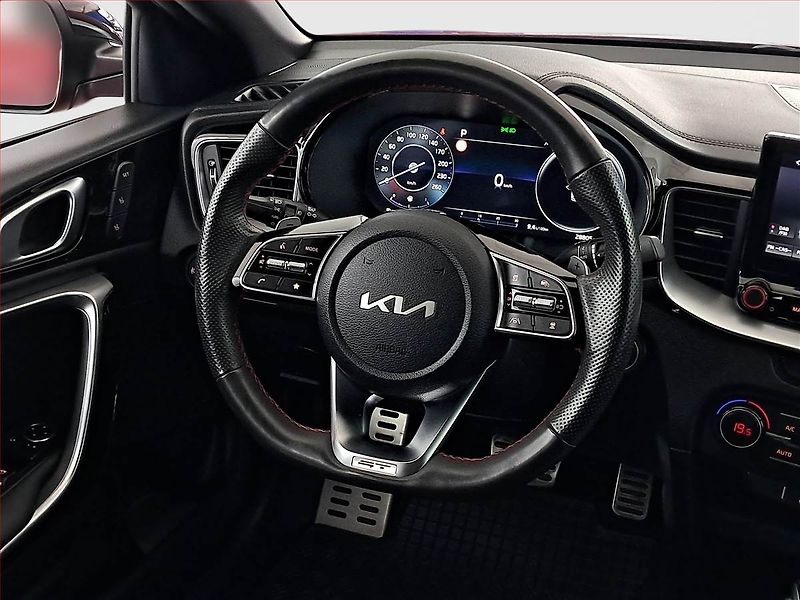 Kia Pro_Ceed (2024) GT 1.6 T-GDI - fotka 17 z 26
