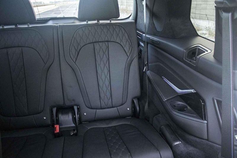 X7 představuje u bavorské automobilky vrchol nabídky mezi SUV.