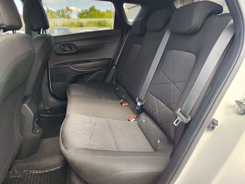 Hyundai Bayon 1.0 T-GDI/74kW Comfort - fotka 10 z 25
