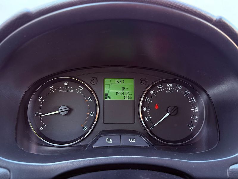 Škoda Roomster 1.2 TSi Ambition, Serviska, 1. - fotka 17 z 24
