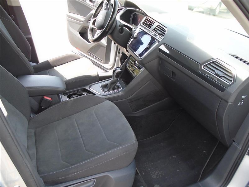 Volkswagen Tiguan 1,4   eHybrid PHEV-MATRIX - fotka 21 z 29