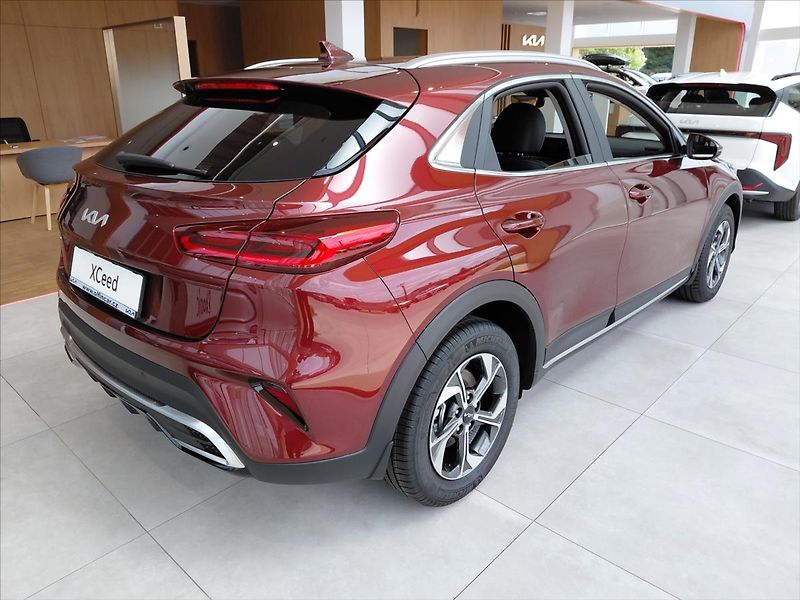 Kia XCeed (2026) 1,6   T-GDI 7DCT EXCLUSIVE - fotka 4 z 13