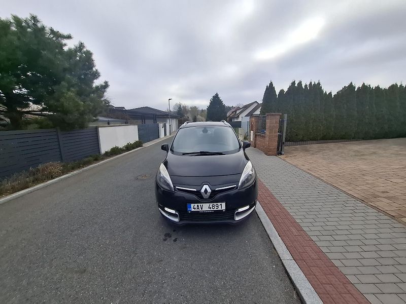 Renault Grand Scénic (2015) 1.2 TCI,9+7kW,navi,led,CZ - fotka 6 z 13