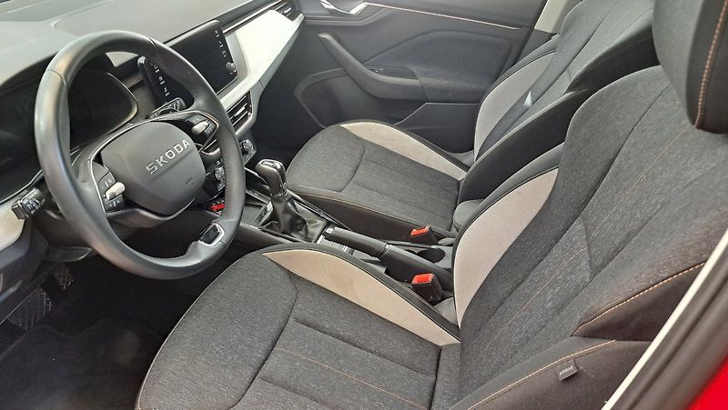 Škoda Scala (2025) Top Selection 1,5 TSI DSG - fotka 10 z 23