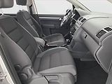 Volkswagen Touran (2014) 1.6 TDI, Automat, Xenony - náhled 9