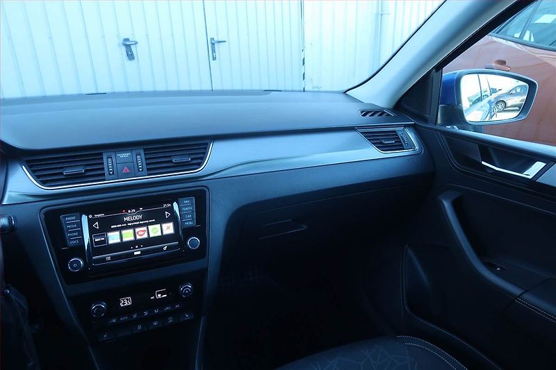 Škoda Rapid (2018) 1.0 TSI, Navi, Tempomat - fotka 8 z 23