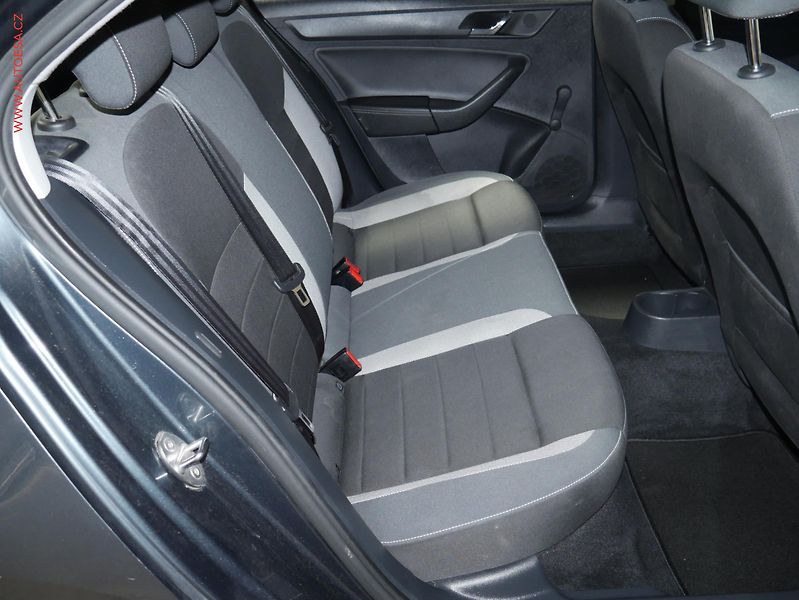 Škoda Rapid (2016) 1.4TDI, ČR, Ambition, el. - fotka 11 z 18