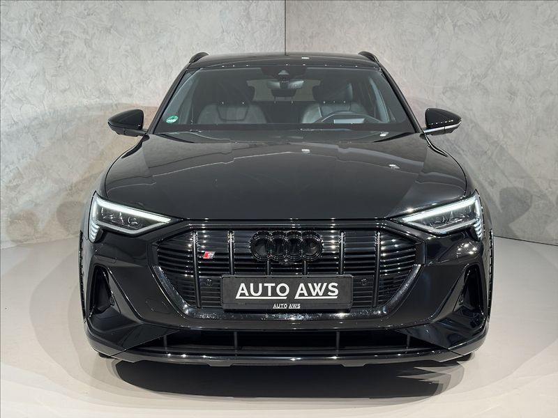 Audi e-tron S 370 Digital LED Záruka - fotka 3 z 50