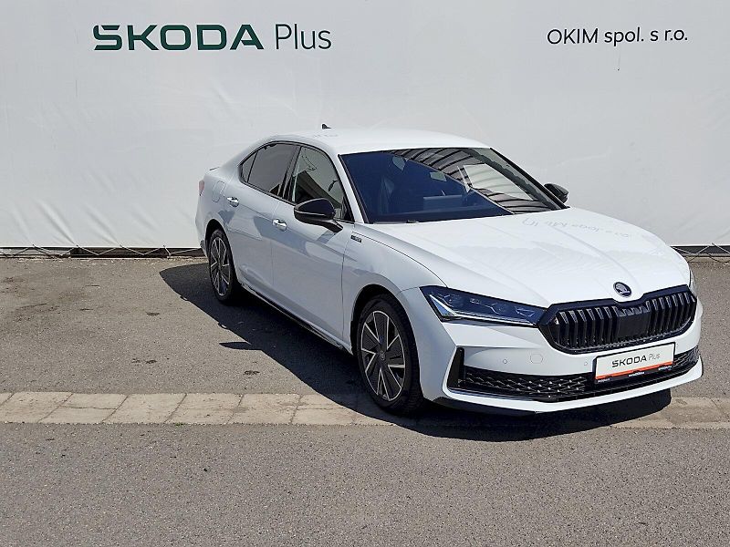 Škoda Superb (2025) iV SportLine 1,5 Tsi 150 Kw DS - fotka 39 z 44