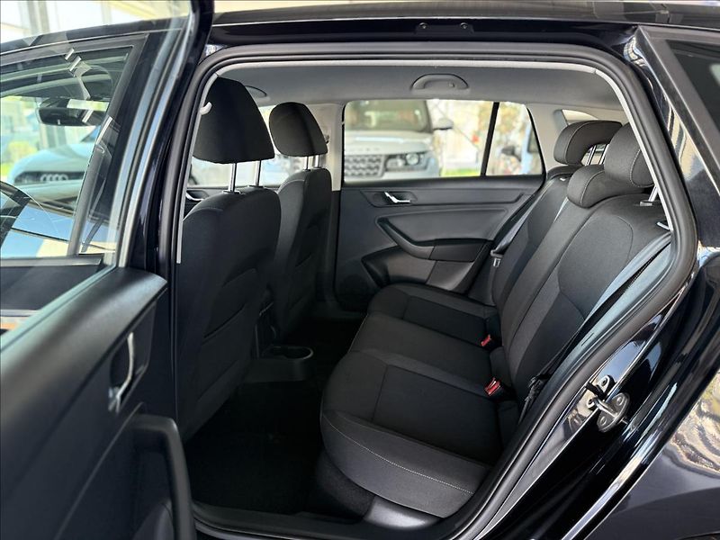 Škoda Rapid 1,2   TSI,SERVISKA,2.MAJ,TAŽNÉ - fotka 18 z 21