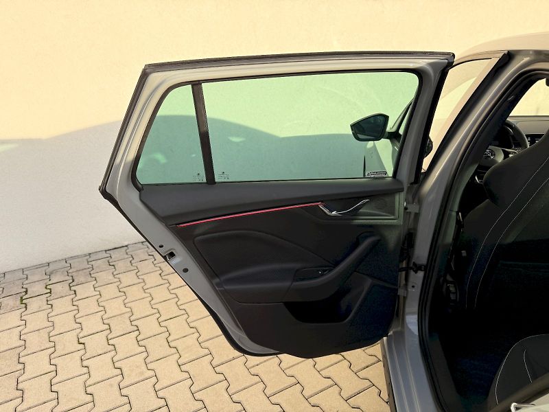 Škoda Scala (2024) 1.0 TSI / 85 kW / 6MP / Monte - fotka 12 z 32