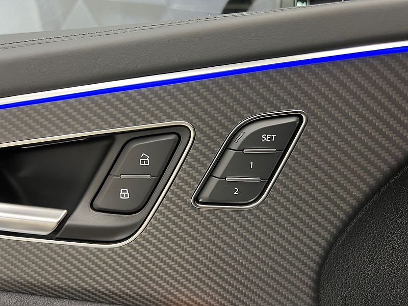 Audi RS Q8 QUATTRO, PERFORMANCE,B&O, PANO - fotka 31 z 39