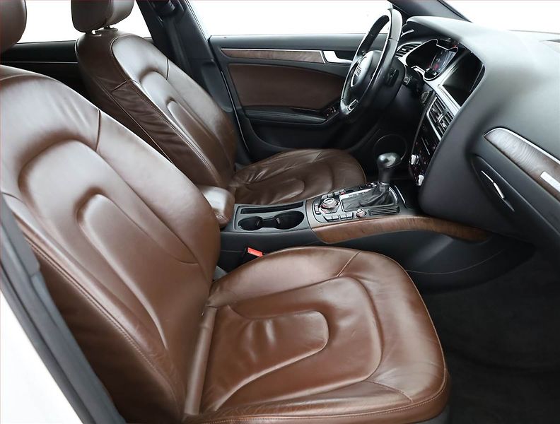 Audi A4 Allroad (2013) 2.0 TDI, 4X4, Automat - fotka 7 z 19