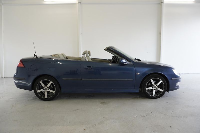 Saab 9-3 9-3 2,0T AUT. - fotka 5 z 34