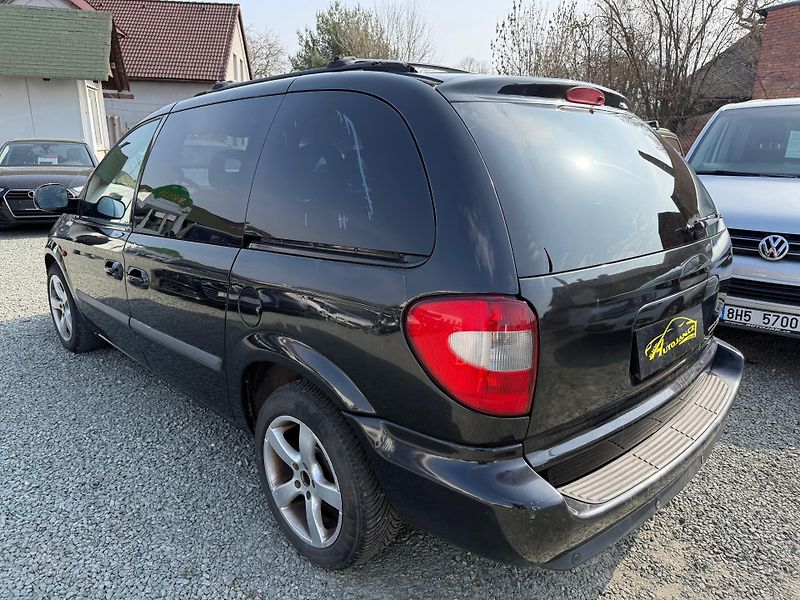 Chrysler Grand Voyager 2.5 CRD - fotka 4 z 12