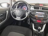 Kia Ceed (2013) 1.6 GDI, Serv.kniha, Navi - náhled 7