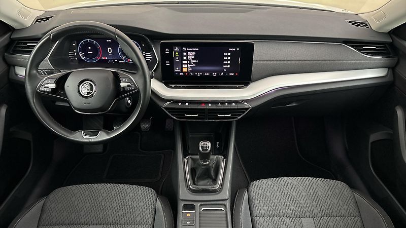 Škoda Octavia 1.5 TSI Style Combi - fotka 8 z 26